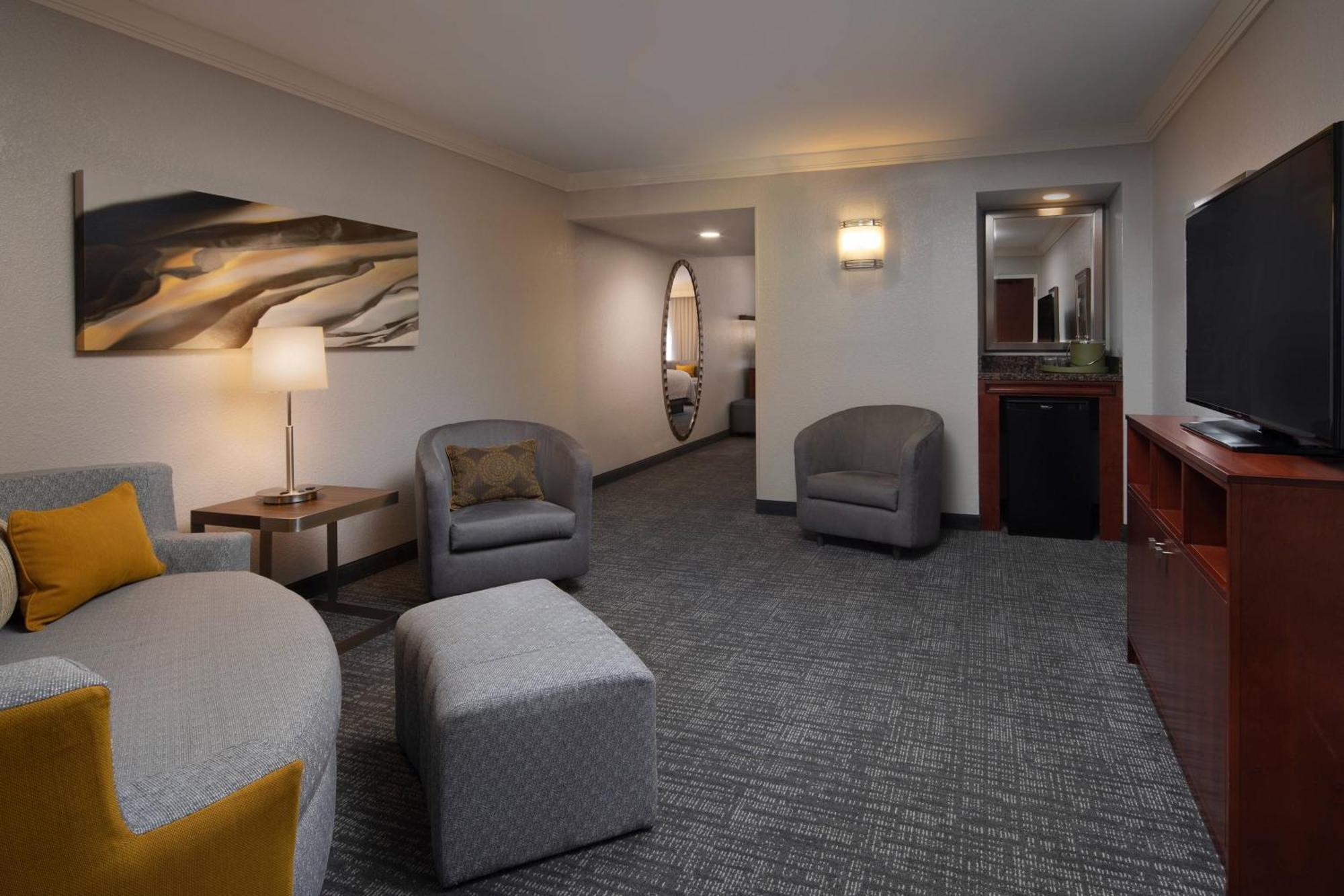 Courtyard By Marriott Bradenton Sarasota/Riverfront Екстер'єр фото